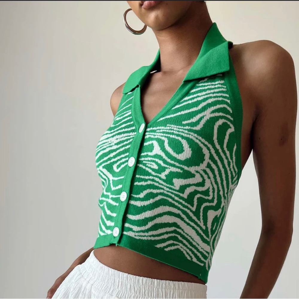 Green halter sweater vest with collar